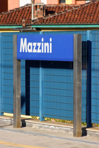 Cartello stazione Mazzini